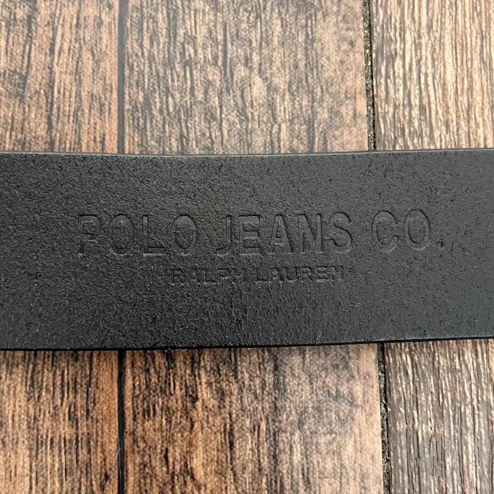 Polo Ralph Lauren buckle has